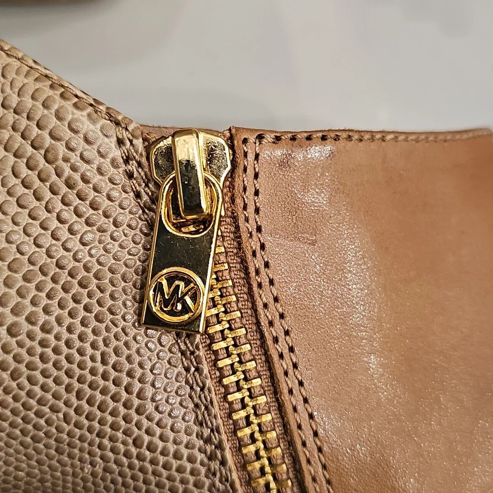 MICHAEL KORS Elegant Taupe Tan Leather Booties